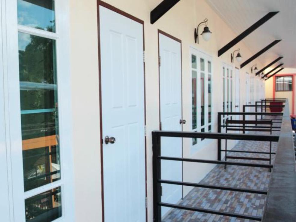 I-Talay Focus Hotel Koh Samet Bagian luar foto